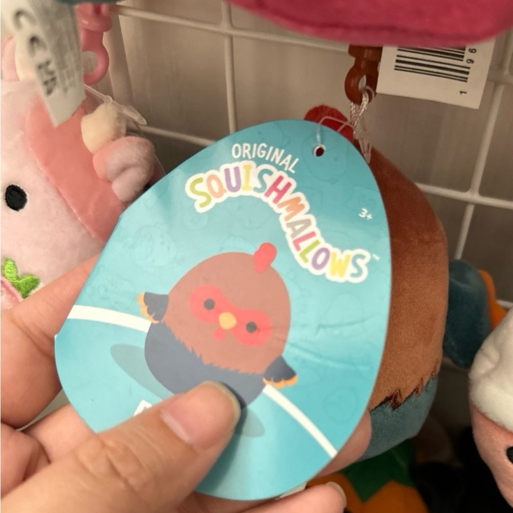 (NWT) Reed the rooster squishmallow clip - Picture 4 of 4